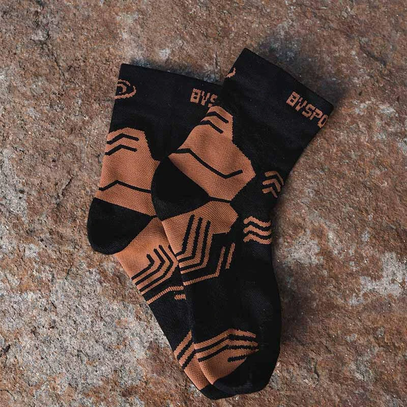 BV Sport Chaussettes TREK GR MID "LYOCELL" Noir/Marron 3 BV Sport Chaussettes TREK GR MID "LYOCELL" Noir/Marron – Image 3